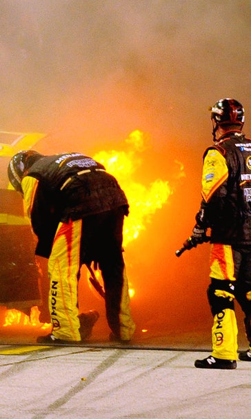Hot laps: Menard's car flames out at Homestead-Miami